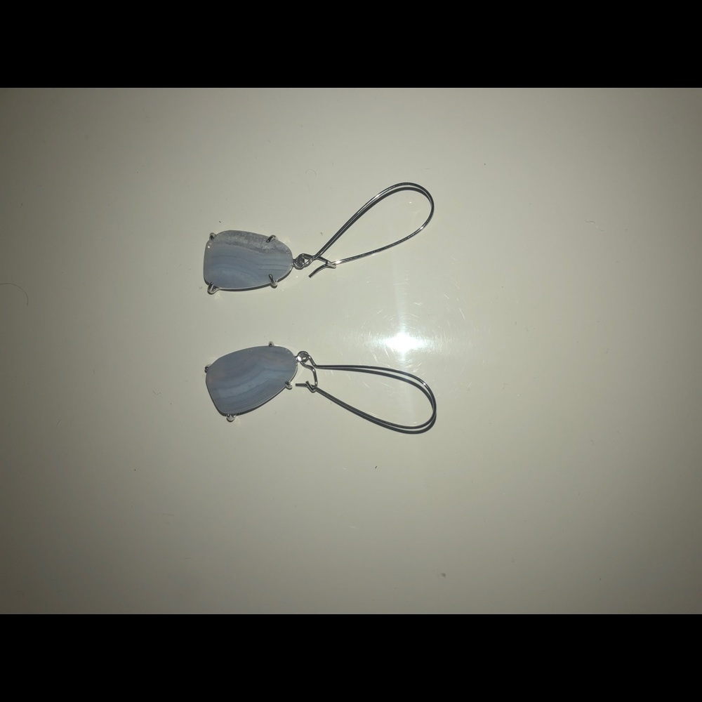 Authentic Kendra scott earrings